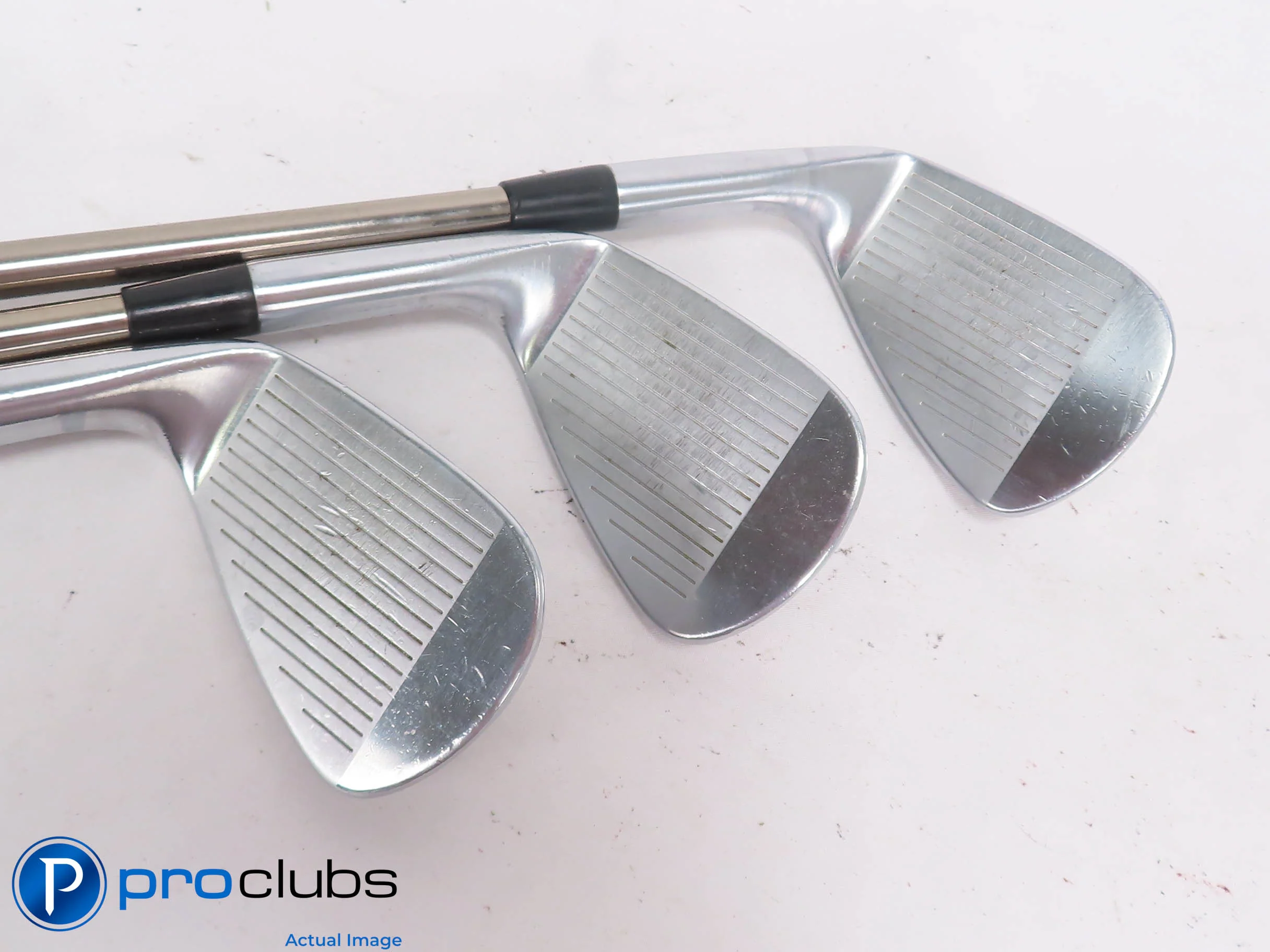 Nice Cobra King CB/MB 5-PW,GW Combo Iron Set Recoil Regular Flex Graphite 506069 - Image 3