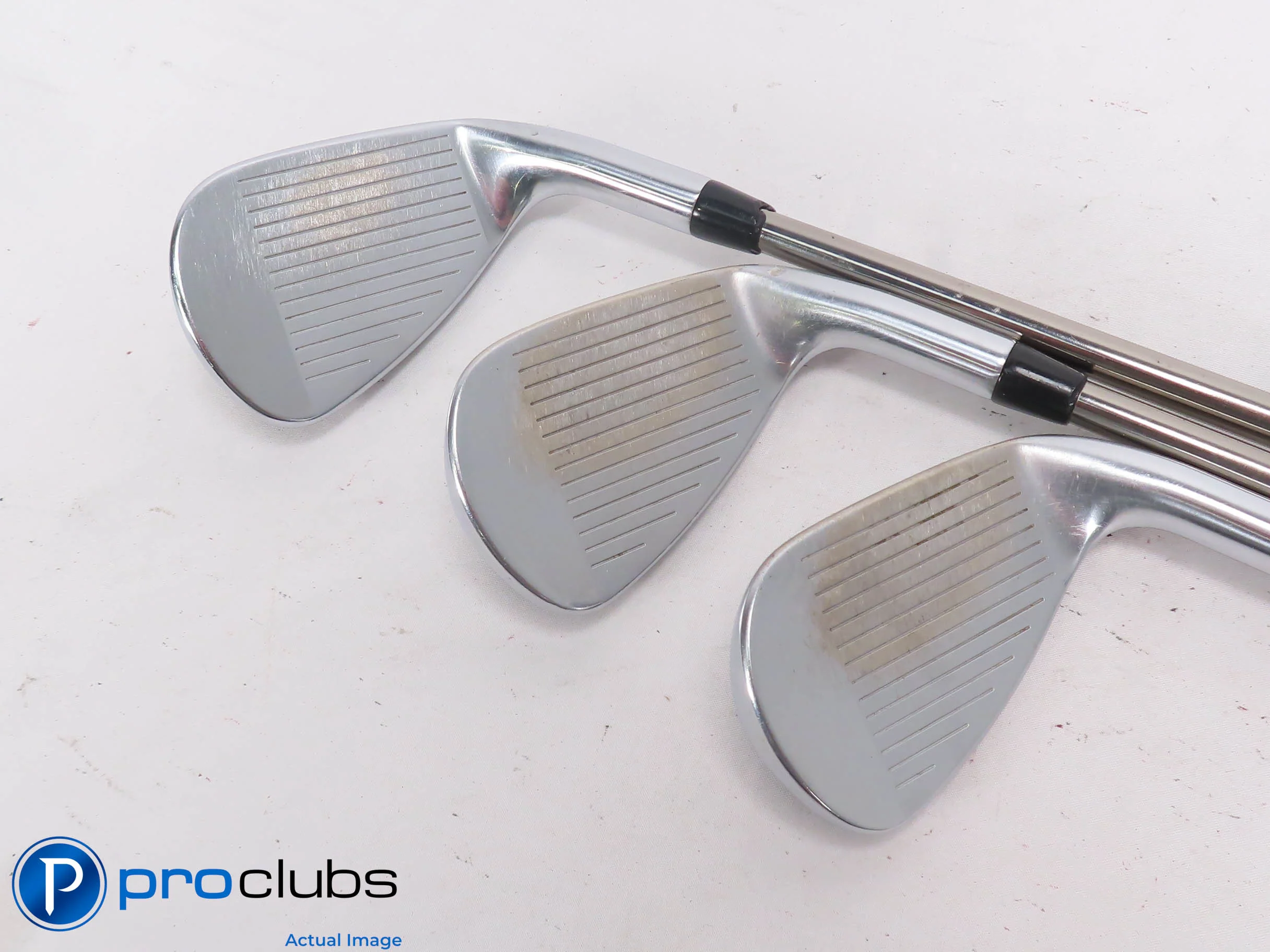 Left Handed Titleist '21 T300 5-PW,GW Iron Set Stiff Flex Graphite +1/2" 506530 - Image 3