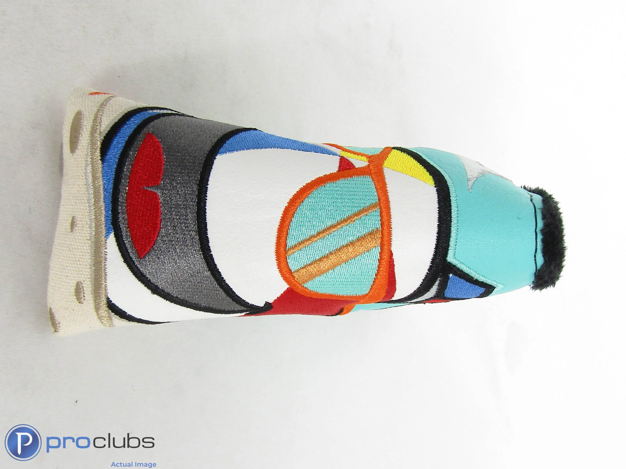 New! Bettinardi 2025 Beach Ball Bomb Blade Putter Headcover - 510878 - Image 3