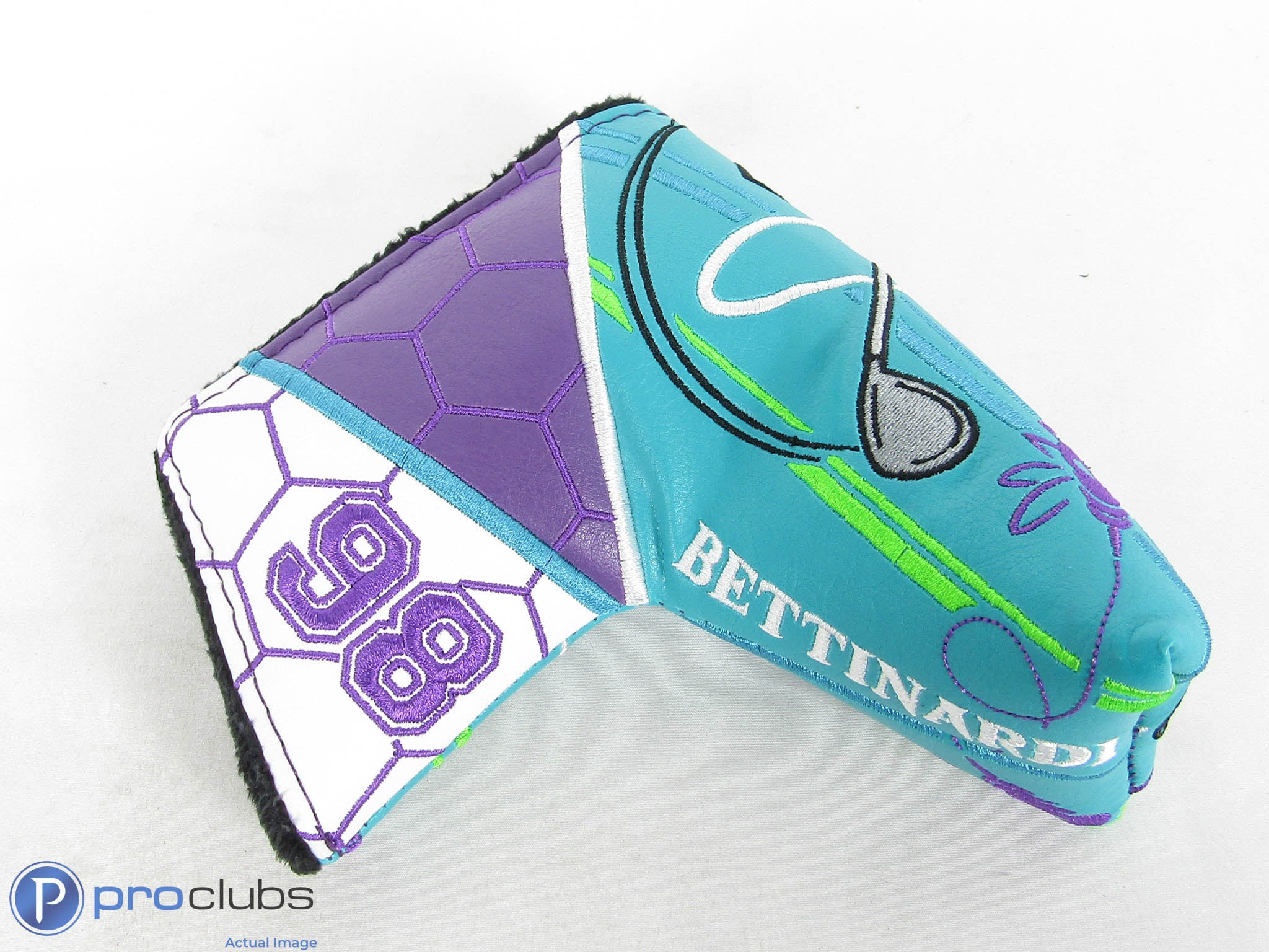 New! Bettinardi 2025 Carolina Stinger Blade Putter Headcover - 506643 - Image 2
