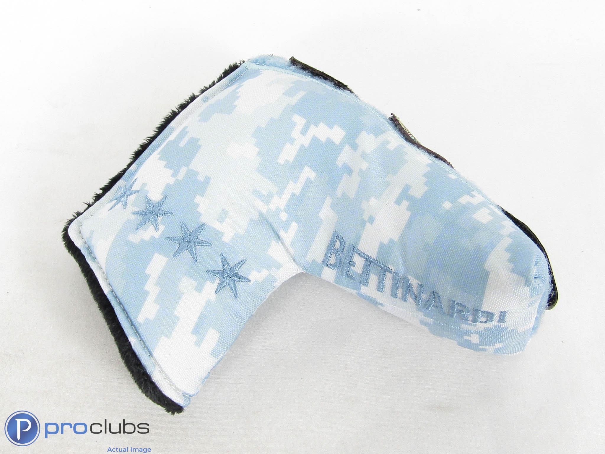 New Bettinardi Blue Digital Dusty Camo Veterans Day Patch Blade Headcover-506646 - Image 2