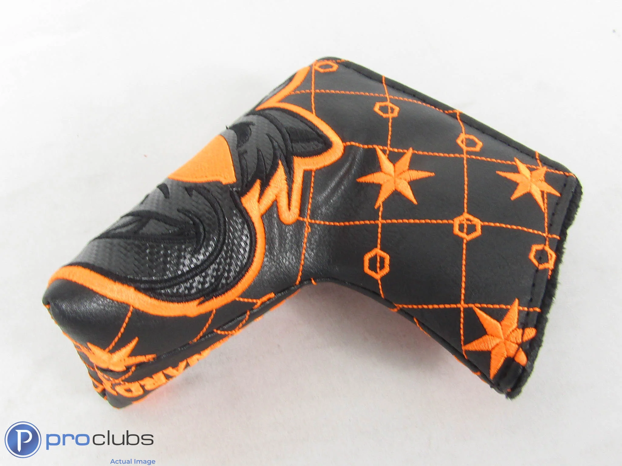 New! Bettinardi Black/Orange Stars Fat Cat Blade Putter Headcover - 511589