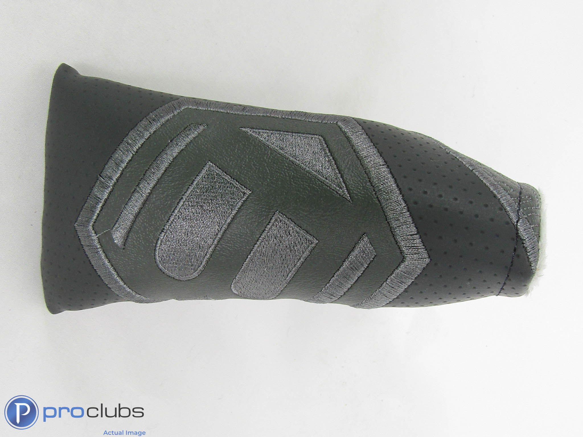 New! Bettinardi Gray Storm Cloud Hex B Blade Putter Headcover - 506501 - Image 3