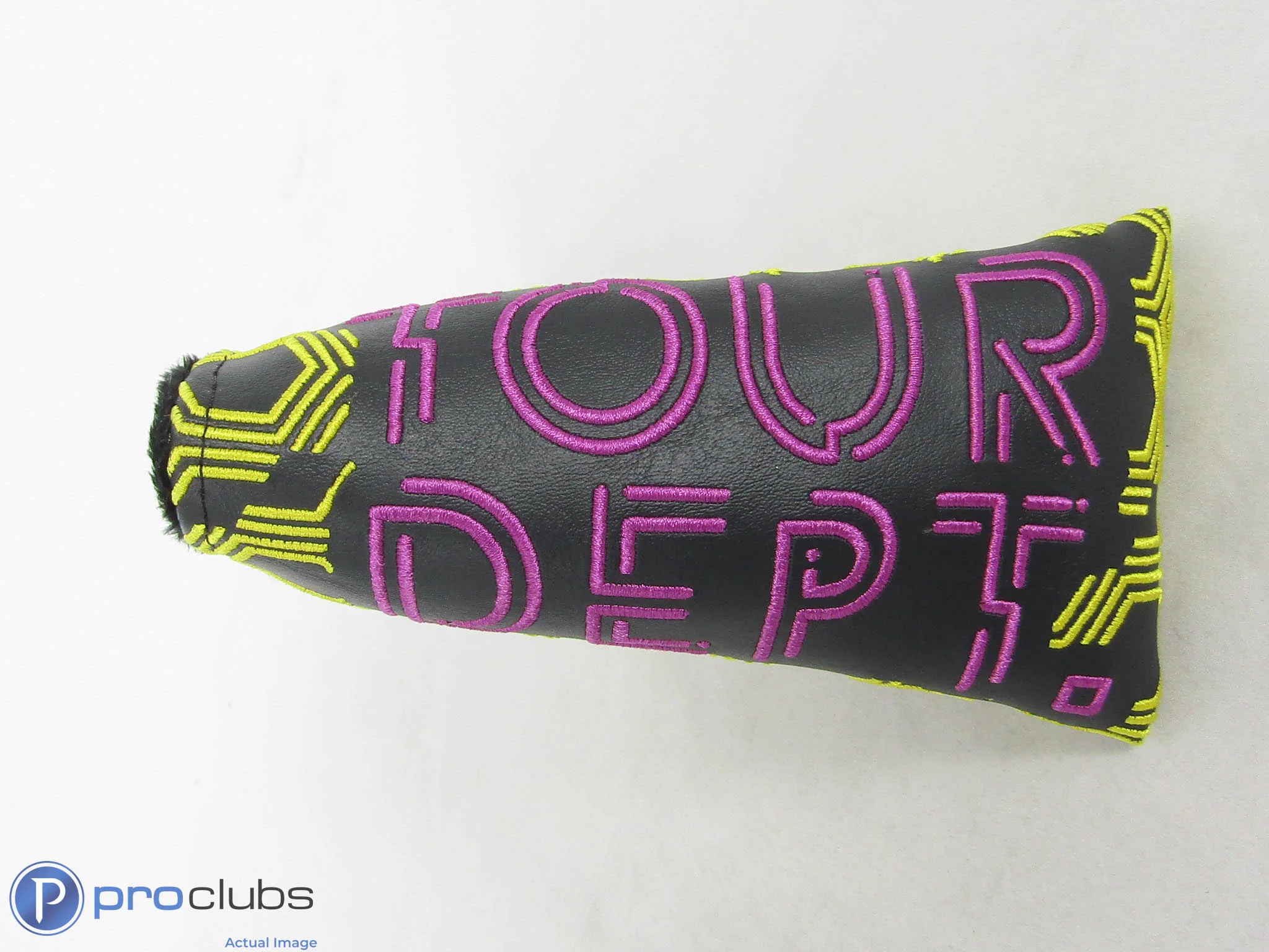Rare! Bettinardi Tour Dept Geometry Gold/Purple Blade Putter Headcover - 507698 - Image 3