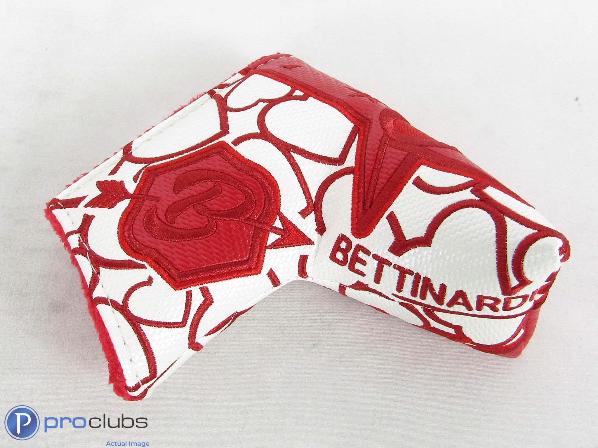 New! Bettinardi Valentine's Day Heart Eyes Wizard Blade Putter Headcover- 511749 - Image 2