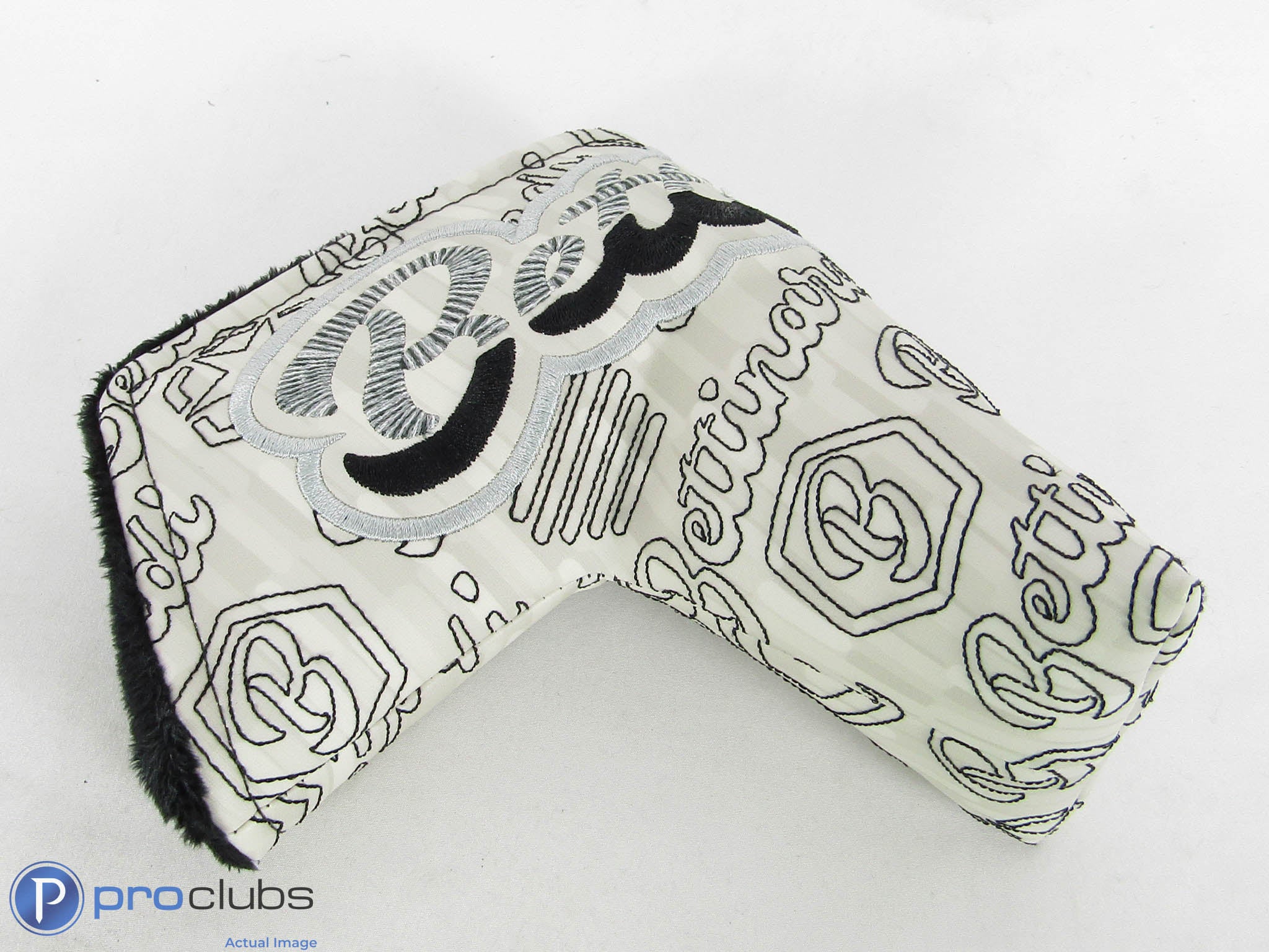 New! Bettinardi Stylized White/Black Blade Putter Headcover - 506495 - Image 2