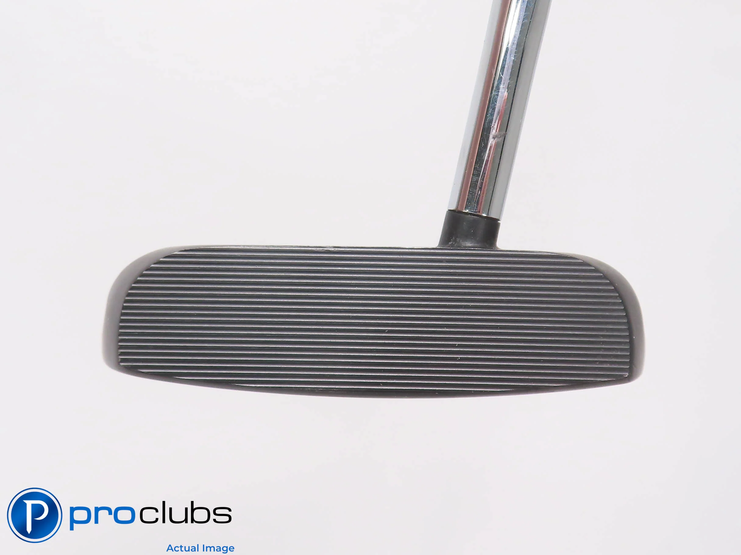 Tour Edge Template Series BIARRITZ 35" Putter w/Cover - 510128 - Image 2